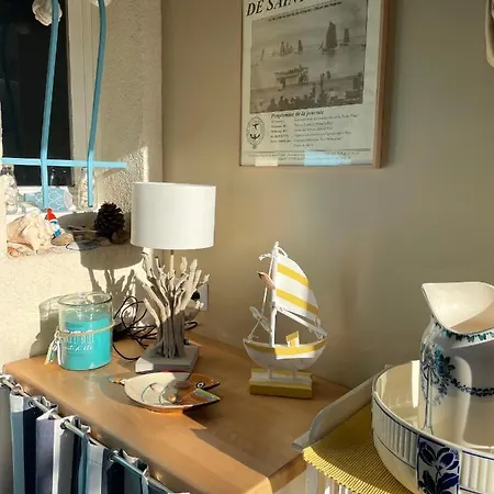 Les Mimosas サン・トロジャン・レ・バン